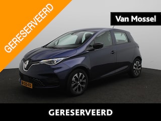 Renault Zoe R135 Limited 52 kWh Inclusief Koopaccu |Apple Carplay/Android Auto | cruise control | electronic climate control | LED koplampen | lichtmetalen velgen 16"| navigatiesysteem | rijstrooksensor met correctie | warmtepomp |
