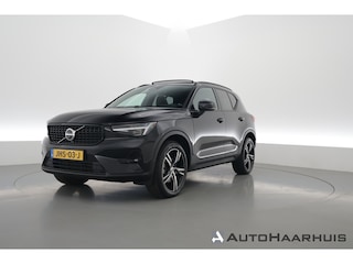 Volvo XC40 2.0 B4 Plus Dark | Pano | Elek. Trekhaak | Dig. Cockpit | Harman/Kardon | Bliss | Memory | Stoel-stuurverw. | 360*+PDC | Nav+App.Connect v