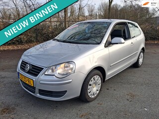 Volkswagen Polo 1.4-16V Optive LEUKE AUTO MET NWE APK
