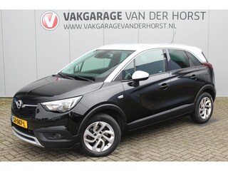 Opel Crossland X 1.2-131pk Turbo Innovation. Two tone. Erg nette en luxe hoogzitter voor nog jaren rijplezier ! Autm. airco, parkeersensoren v+a, camera, LM wielen, ergonomische voorstoelen, cruise control, side assist, navigatie, telefoonvoorb. etc.