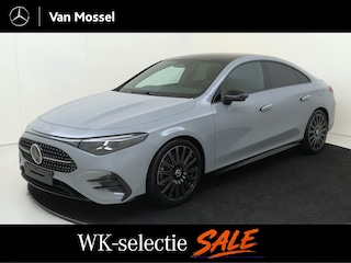Mercedes-Benz CLA 220 4 MATIC Business Solution AMG Panoramadak - Superscreen - Carplay - Elektrische Stoelen - AMG Line Plus