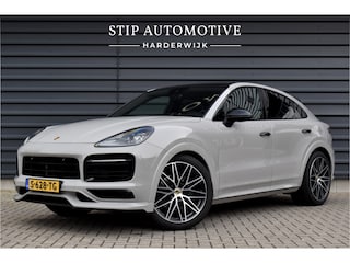 Porsche Cayenne 3.0 E-Hybrid 462pk Platinum Edition Techart | Krijt | Pano | 22'' Wielen | Trekhaak | Massage | Stoelventilatie | Bose | Head-Up | Luchtvering |