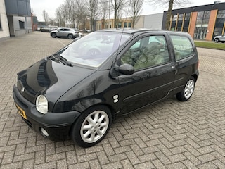 Renault Twingo 1.2-16V Initiale 2e EIG AIRCO C.V NAP!