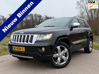 Jeep Grand Cherokee 3.6 Overland /Airco / Navi/Camera/Leder/Panodak/ Elektrische voorstoel / Voor en Achterbank Verwarmd /Trekhaak