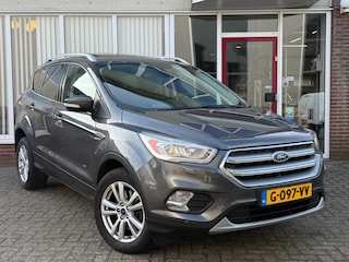 Ford Kuga 1.5 Titanium 4WD Automaat 182 PK I Schuif/kantel dak I Winterpakket I Carplay I Half leer
