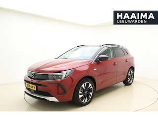 Opel Grandland 1.6 Turbo 225pk Plug-In Hybrid Ultimate | Automaat | Apple carplay | Electronic climate control | Navigatiesysteem | Parkeersensoren voor en achter