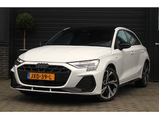 Audi A3 Sportback 45 TFSI e S edition Competition 4 jaar fabrieksgarantie | Panorama Dak | 3x S-line | Leer | ACC | Matrix