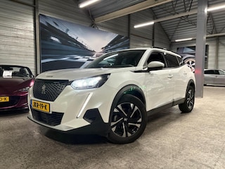 Peugeot 2008 1.2 PT 130PK Allure Pack | trekhaak | nieuwstaat
