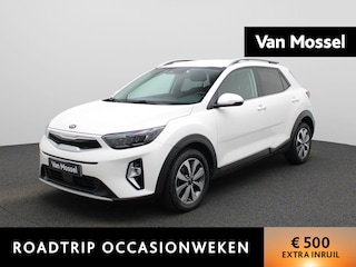Kia Stonic 1.0 T 100 More | APPLE CARPLAY | ANDROID AUTO | ACHTERUITRIJCAMERA | DODEHOEKSENSOREN | NAVIGATIE | CLIMATE CONTROL | LICHTMETALEN VELGEN |
