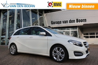 Mercedes-Benz B180, Trekhaak Afneembaar, All Season Banden, Navi, etc.