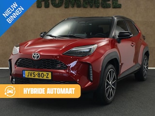 Toyota Yaris Cross 1.5 Hybrid 130 GR SPORT - PARKEERSENSOREN VOOR EN ACHTER - 130 PK - DODEHOEK DETECTIE - 360 GRADEN CAMERA - HEAD-UP DISPLAY - ELEKTRISCHE ACHTERKLEP - VOORRUIT VERWARMING - STUUR EN STOEL VERWARMING