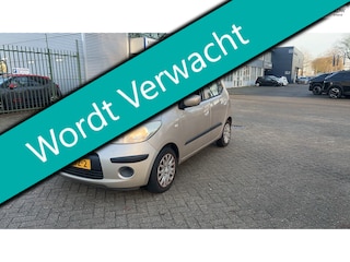 Hyundai i10 1.1 Dynamic Airco Automaat Hoge instap 4-Cilinder motor