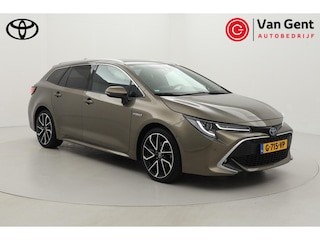 Toyota Corolla Touring Sports 2.0 Hybrid Executive | Trekhaak | Navigatie | Dodehoek detectie | Head-up display | Stoelverwarming | Full LED | Parkeersensoren voor/achter | Apple Carplay / Android Auto | 18 inch
