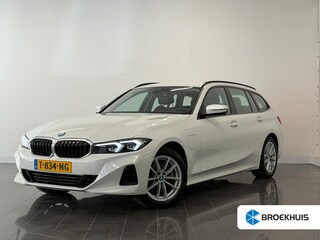 BMW 3-serie Touring 320e | Airco separaat achter | Alarm klasse 3 | Apple Carplay/Android Auto|telefoonintegratie premium