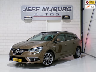 Renault Mégane Estate 1.2 TCe Série Signature Exclusiv "Origineel NL!" Draadloos apple-Carplay! Bose Leer Panoramadak Led-koplamp