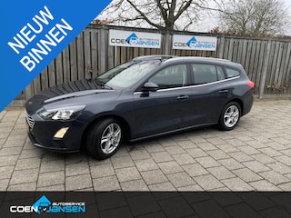 Ford Focus Wagon 1.0 EcoBoost Hybrid Trend Edition Business Trekhaak, Apple carplay, camera