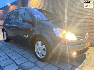 Renault Scénic 2.0-16V Tech Line AUTOMAAT