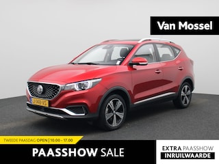 MG ZS Luxury 45 kWh | Apple Carplay / Android Auto | Camera | Stoelverwarming | Schuif/Kanteldak | Lichtmetalen Velgen | Dodehoekdetectie |