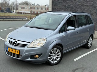 Opel Zafira 2.2 Temptation | 7-Persoons | Navi | APK 2027