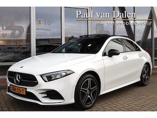 Mercedes-Benz A-klasse Limousine A250e 218PK AUTOMAAT AMG NIGHT Panodak | Head Up | Wide Screen | Sfeerverl.| Camera | Fender Audio | Stoelverw. | Pdc v+a | Led |