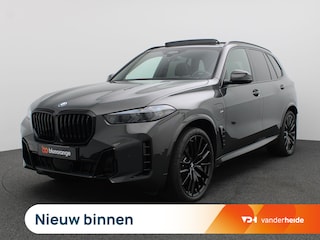 BMW X5 xDrive50e 490PK Aut. M-Sport, Pano-Schuifdak, Trekhaak, Stoelverwarming en ventilatie, Adaptieve Cruise Control, Massagestoelen, Side Assist, 20" LM Velgen