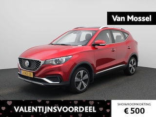 MG ZS Luxury 45 kWh | Apple Carplay / Android Auto | Camera | Stoelverwarming | Schuif/Kanteldak | Lichtmetalen Velgen | Dodehoekdetectie |