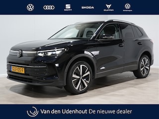 Volkswagen Tiguan 1.5 eHybrid 204pk Life Edition Navigatie Camera 19" velgen privacy glas