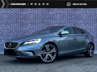 Volvo V40 1.5 T3 Polar+ Sport | Stoelverwarming | Panoramadak | LED Koplampen | Parkeercamera | Harman/Kardon | Keyless Entry | 19" Velgen | Trekhaak |