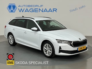 Skoda Octavia 1.5 TSI BUSINESS EDITION PLUS MOONWHITE METALLIC