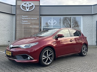 Toyota Auris 1.8 Hybrid Black Edition