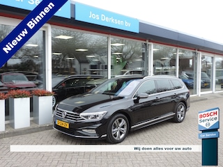 Volkswagen Passat Variant 1.5 TSI Elegance Business R Line DSG - IQ.Light | Leer | Elek. klep | Camera | Carplay