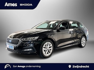 Skoda Octavia Combi 1.4 204pk TSI iV PHEV Business Edition Parkeercamera achter / Comfort stoelen / Stoelverwaming