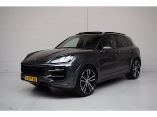 Porsche Cayenne 3.0 E-Hybrid ORG.NED / FACELIFT / NW €161000 / HUD / SPORTUITLAAT / 4 WIELSTURING / BOSE / SPORTDESIGN