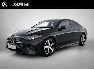 Mercedes-Benz CLA 180 Business Solution AMG | Premium Plus | Nightpakket | Trekhaak | Head-up display | Panoramadak | MBUX Superscreen | Smartphone integratie | MULTIBEAM LED | Burmester 3D Sound systeem | Adaptieve cruisecontrol |