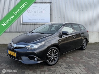 Toyota Auris Touring Sports 1.8 Hybrid Aspiration 2017 / Trekhaak / 4seizoensbanden / NAP