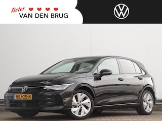 Volkswagen Golf 1.5 204 pk DSG eHybrid Life Edition | Achteruitrijcamera | Stoelverwarming | Apple carplay / Android auto | Voorklimatisering |