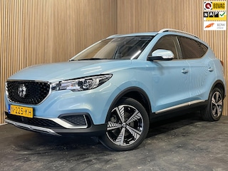 MG ZS Luxury 45 kWh|LEDER|PANORAMA|APPLE CARPLAY|CAMERA|ACC|ELEK. INTERIEUR|STOELVERW.|CLIMATE, CRUISE CONTROL|NL-AUTO|NAP|