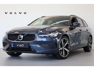 Volvo V60 T6 350PK AWD Essential | Driver Assist Pack | Climate Pack | Extra getint glas achter  | Charcoal hemelbekleding | Park Assist achter en voor |19" 5-triplespaaks Glossy Black Diamond Cut