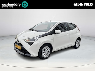 Toyota Aygo 1.0 VVT-i x-play | 5 deurs | Airconditioning | Carplay | Dealer onderhouden |