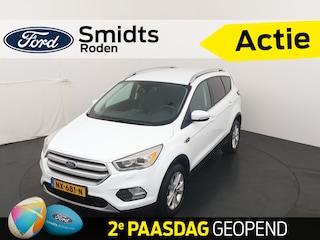 Ford Kuga 1.5 120PK EcoBoost Titanium | Half leder | Trekhaak | Winter pack | PDC | Navigatie |