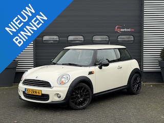 Mini Mini 1.6 Business Line | Airco | Cruise Control | Lichtmetalen Velgen |