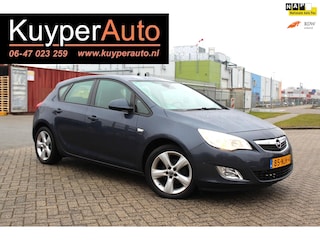 Opel Astra 1.6 Edition 5 DRS NAP TREKHAAK CRUISE AIRCO NAVI PARKEERSENSOREN