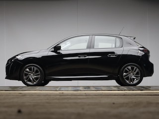 Peugeot 208 1.2 PureTech Allure Sport (APPLE CARPLAY,NAVI,PDC,CRUISE,LED,ELEKTRISCH PAKKET,SPORTSTOELEN,LM VELGEN)