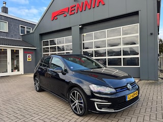 Volkswagen Golf 1.4 TSI GTE / Pano / DAB / Navi Pro / Trekhaak / NL Auto met NAP.