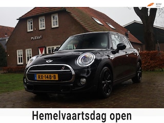 Mini Mini 2.0 Chili Serious Business Aut. | Harman-Kardon | Panorama | HUD | Dealeronderhouden | Sportstoelen | NAP | LED |