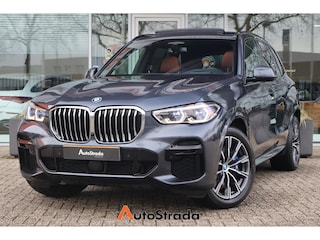 BMW X5 (g05) xDrive45e 394pk | Skylounge | 360 Camera | Massage I Trekhaak I Navigatie | Active Steering