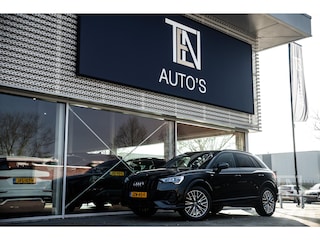 Audi Q3 45 TFSI e S-Line | Camera | CarPlay | Digitaal Display | Stoelverwarming | 19"