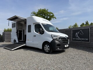 Renault Master PAARDENWAGEN | HORSETRUCK | BARBOT | STALLION 5XL | 2021 | HENGST | DUB CAB | AUTOMAAT | 180PK | 5-SEAT |  | BELGISCH KENTEKEN