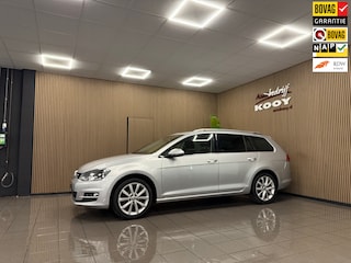 Volkswagen Golf Variant 1.2 TSI Business Edition * 1e Eig / Dealer onderhouden / Trekhaak / Camera / NL Auto *