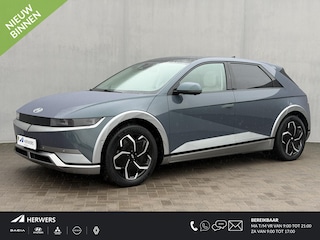 Hyundai Ioniq 5 Lounge AWD 77.4 kWh 325pk / Afneembare Trekhaak 1600 Kg / Fabrieksgarantie tot 11-2027 / Dealer Onderhouden / Panoramadak / Warmtepomp / 8 Jaar Batterij Garantie / Panoramadak / HUD / BOSE / Elektr. Stoelen / Stoel Verwarming / Stoel Ventilatie / 360 Camera / Dodehoek Detectie / Elektr. Achterklep / Memory Stoelen /